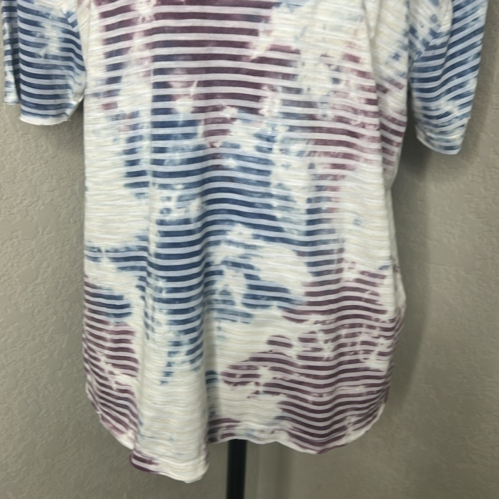 700 - T.LA Anthropologie NWT Blue/Purple Short Sleeve Top, Size Small - Picture 3 of 8